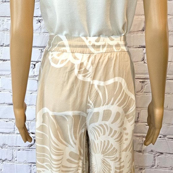 (3 for $30) RW&Co., Cream/tan wide leg tropical print with front tie - Picture 11 of 12